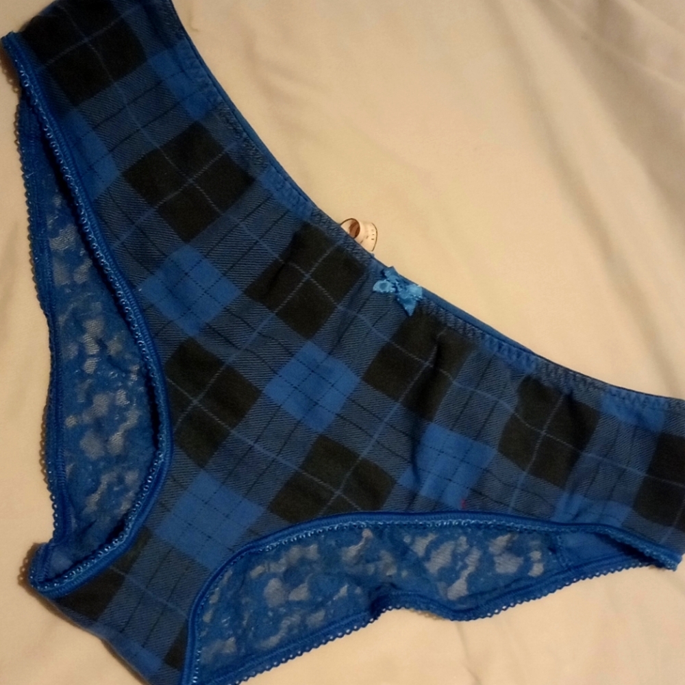 Victoria's Secret size XL blue flannel panties